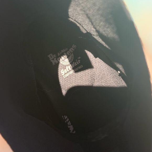 Dr Martens Corran Chelsea Atlas Heeled Boots - Picture 10 of 12